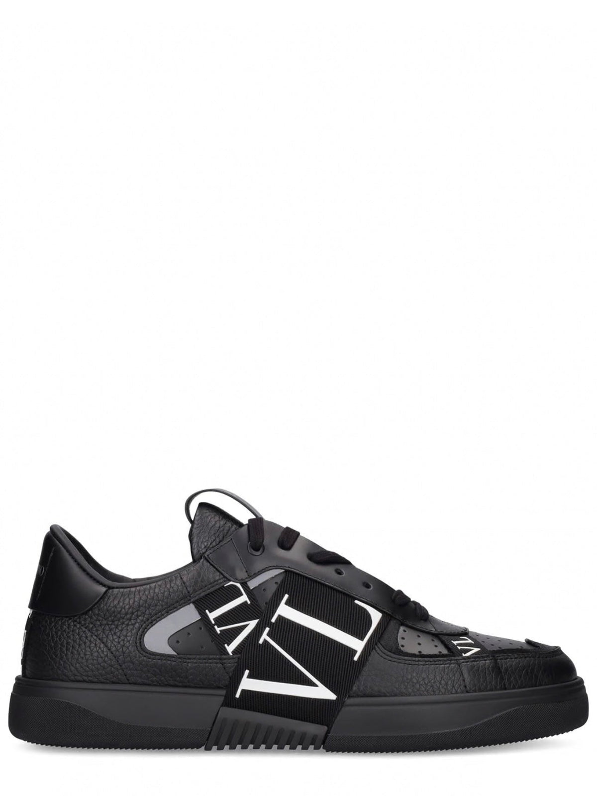 Valentino Sneakers 113